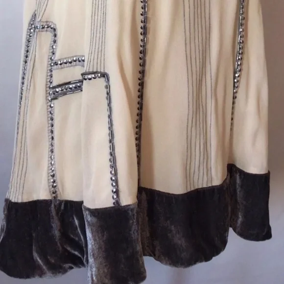 Anthropologie Velvet beaded Art Deco Tank Top - Picture 9 of 10